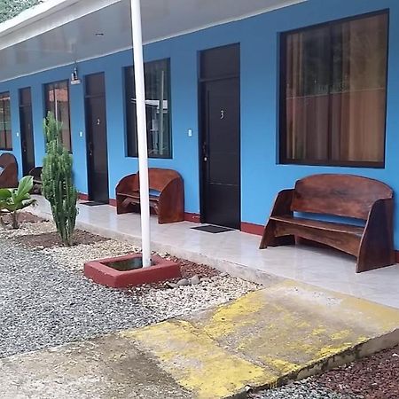 Cabinas Hukats Secret Jungle Puerto Viejo de Talamanca Exterior photo